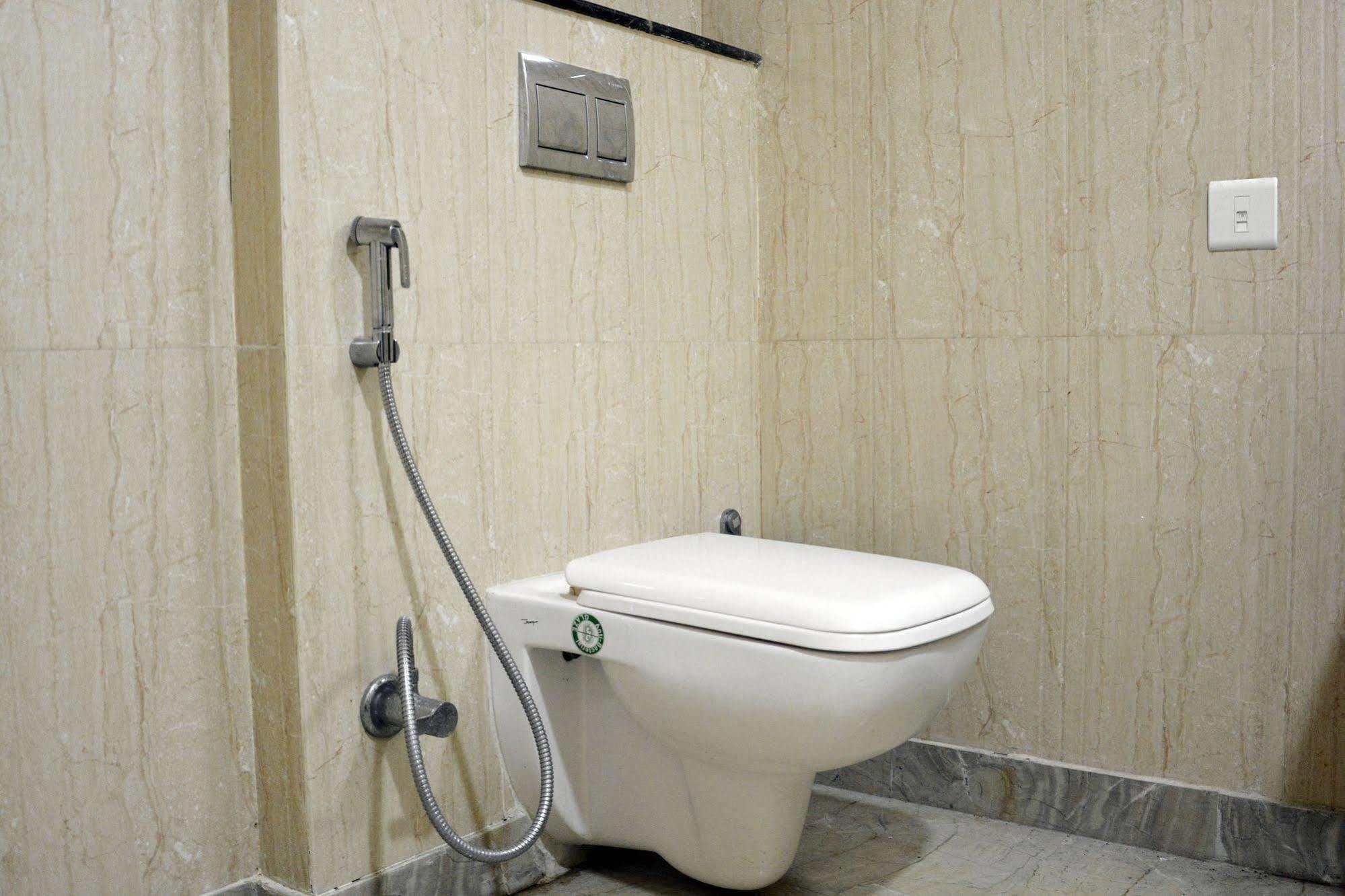 Trinity Corporate Udyog Vihar Hotel Gurgaon Exterior photo